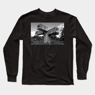 War Memorial in Bravsko, Bosnia Long Sleeve T-Shirt